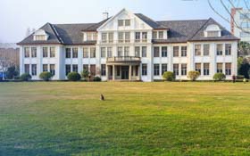 2018復(fù)旦中文MBA香港班名師系列公開講座（一）新時(shí)代中國消費(fèi)新勢(shì)力分析