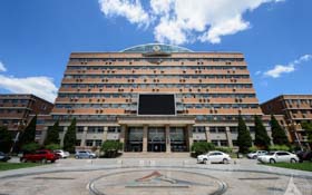 美麗校園——中國(guó)傳媒大學(xué)