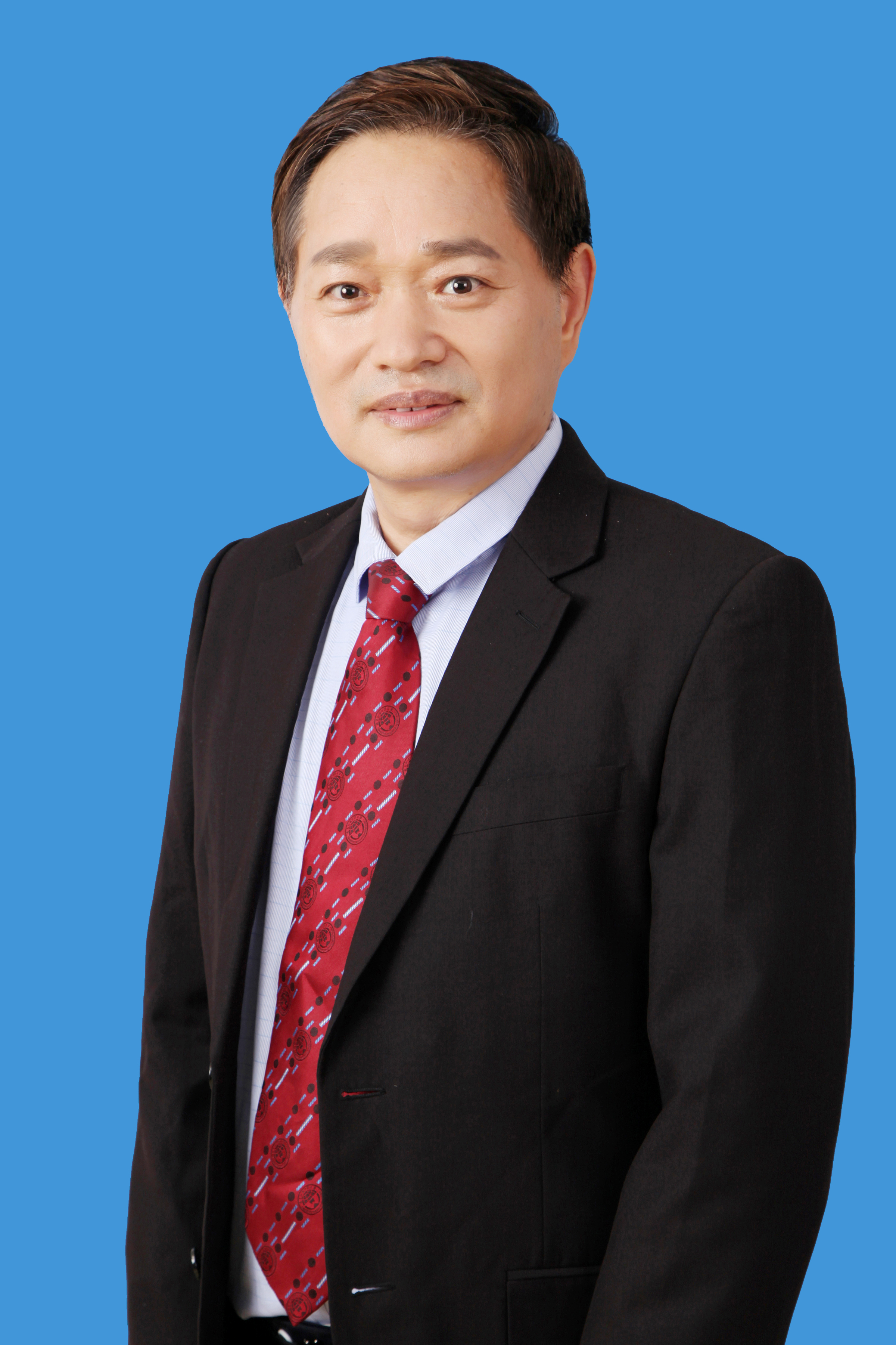 院長風(fēng)采：廣東外語外貿(mào)大學(xué)商學(xué)院院長朱文忠