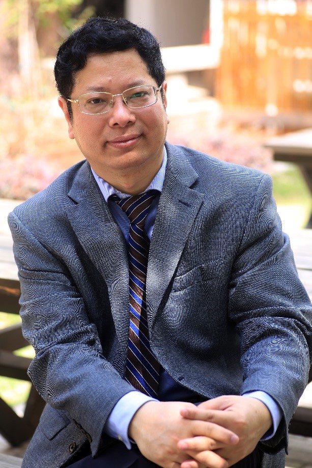 院長風(fēng)采：中國科學(xué)院大學(xué)經(jīng)濟(jì)與管理學(xué)院院長洪永淼