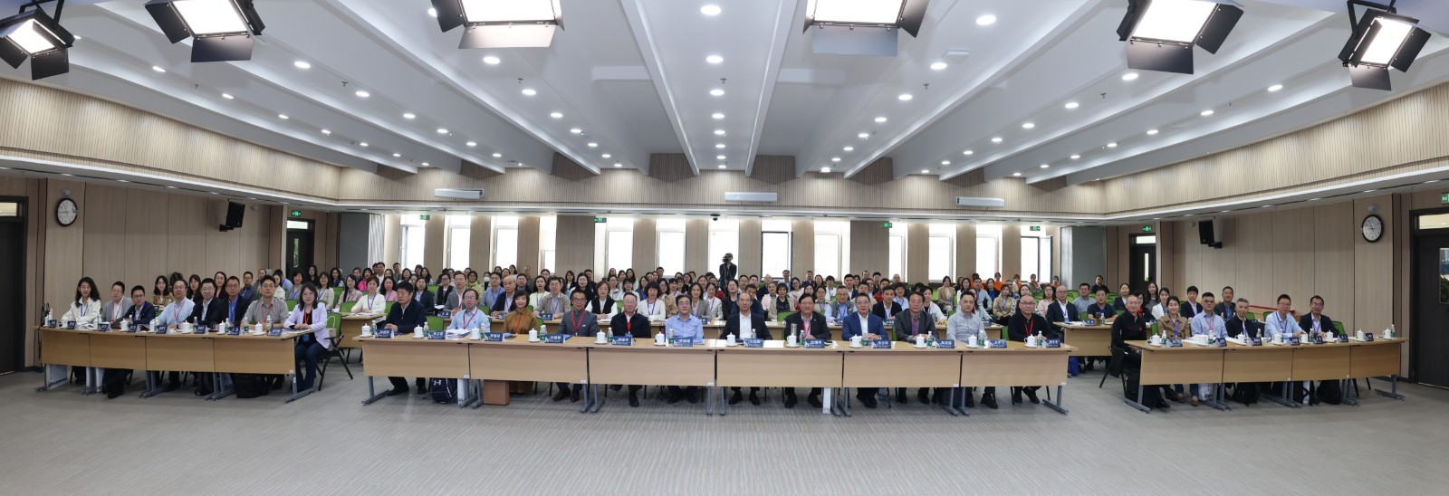 東北財經(jīng)大學(xué)成功舉辦第四屆人力資源管理學(xué)科發(fā)展論壇