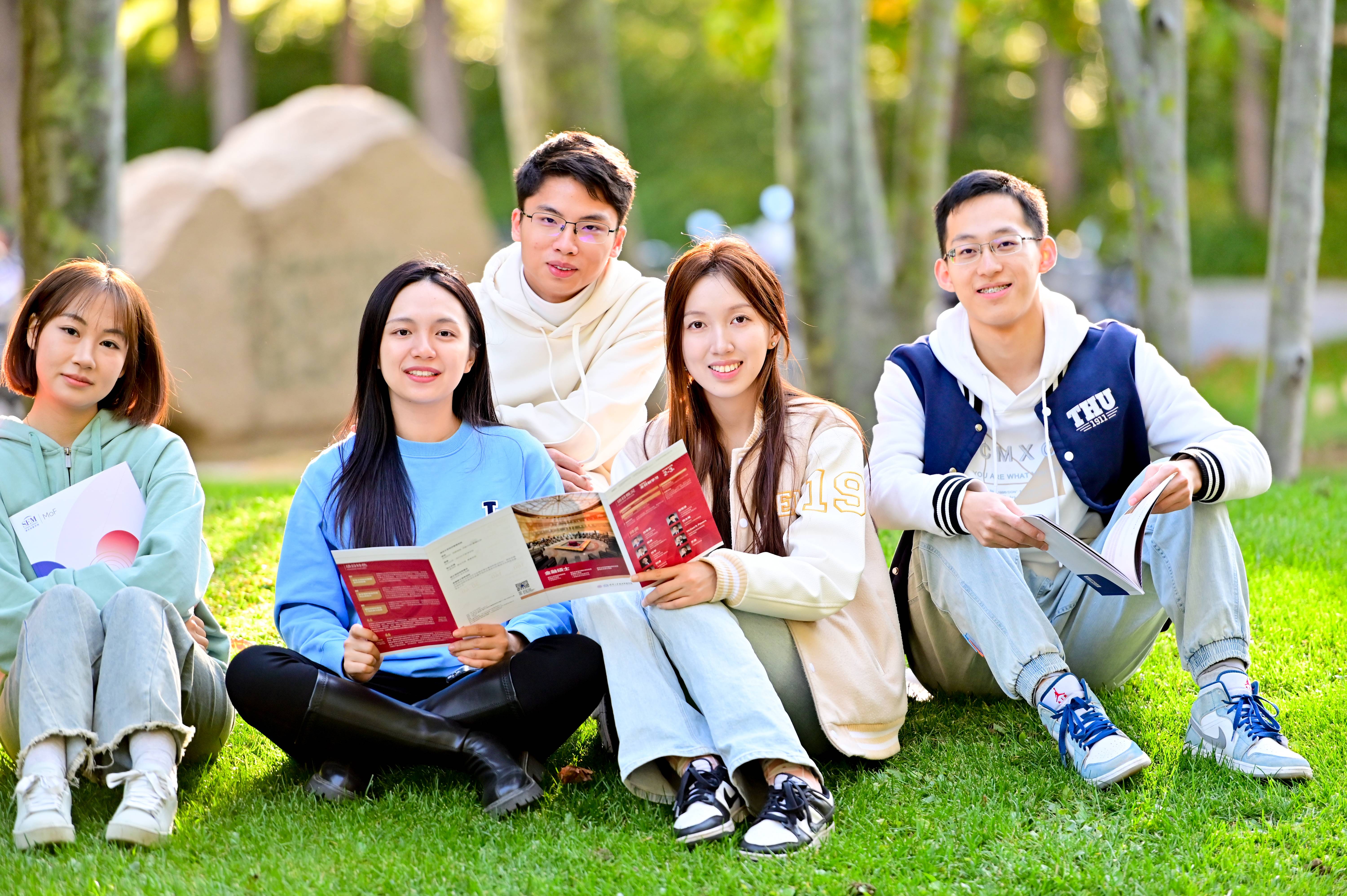 清華經(jīng)管學(xué)院金融碩士：如何破譯AI時代全球金融風(fēng)云變幻的密碼？