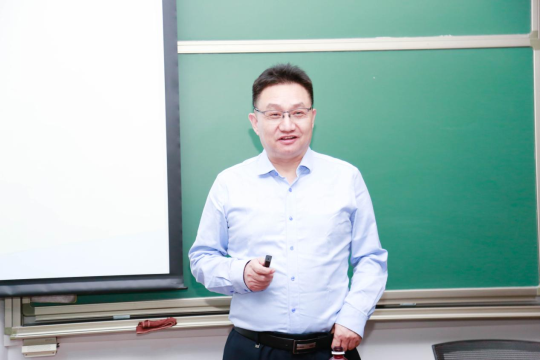 首經(jīng)貿(mào)工商管理學(xué)院MBA金臺沙龍（第107期）| 企業(yè)領(lǐng)導(dǎo)人法律策略