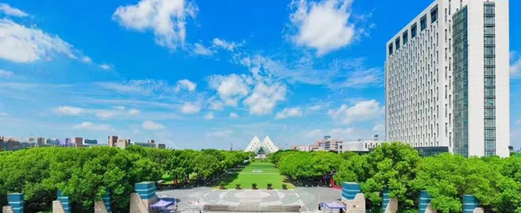 2025央廣網(wǎng)MBA暨專業(yè)學(xué)位研究生教育年度盛典：上海工程技術(shù)大學(xué)MBA