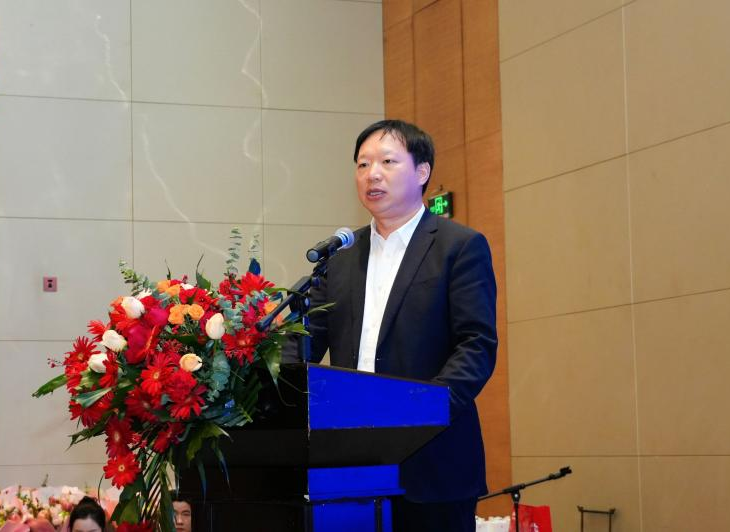 湖南工業(yè)大學(xué)MBA&MPA“數(shù)智賦能·商道新程”企業(yè)家高峰論壇暨第十三屆嘉年華酒會(huì)圓滿落幕