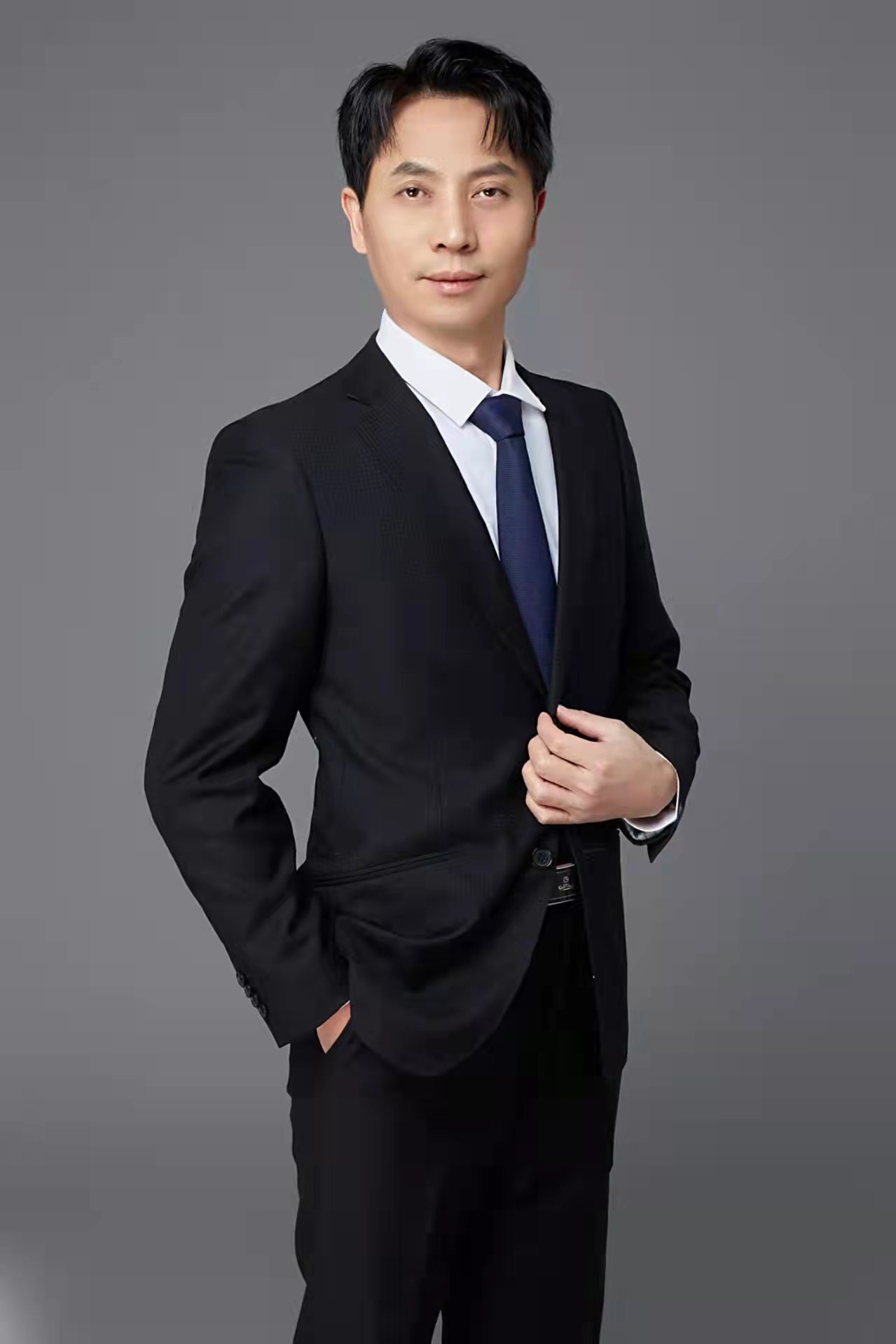 院長風(fēng)采：中國勞動關(guān)系學(xué)院勞動關(guān)系與人力資源學(xué)院院長張才明