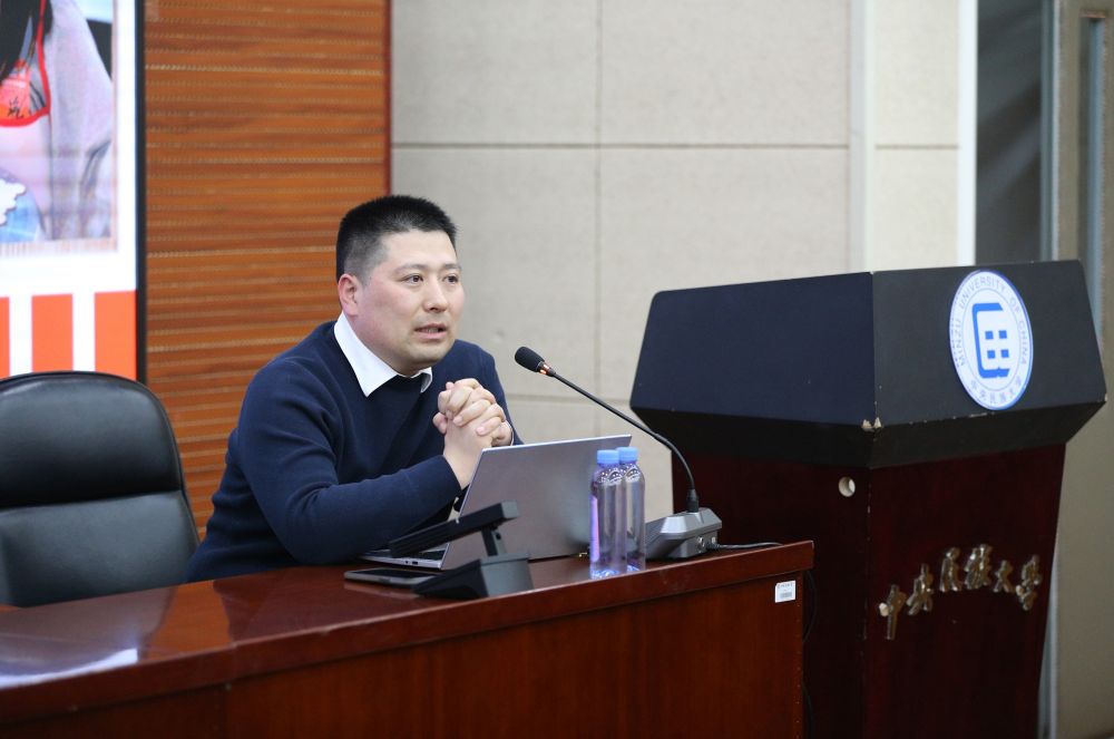 1737946830827270.jpg 1737946830827270.jpg